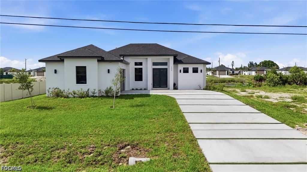Image 3 of property listing at 343 NE 15th ST, Cape Coral, FL 33909
