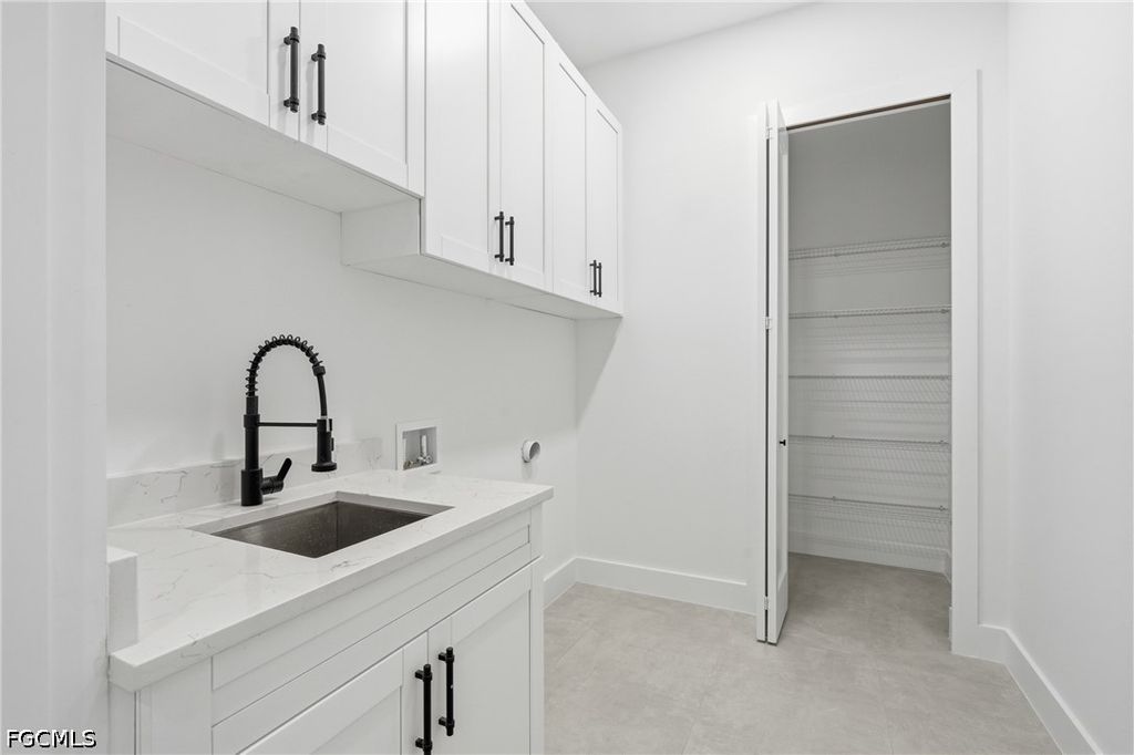 Image 36 of property listing at 343 NE 15th ST, Cape Coral, FL 33909