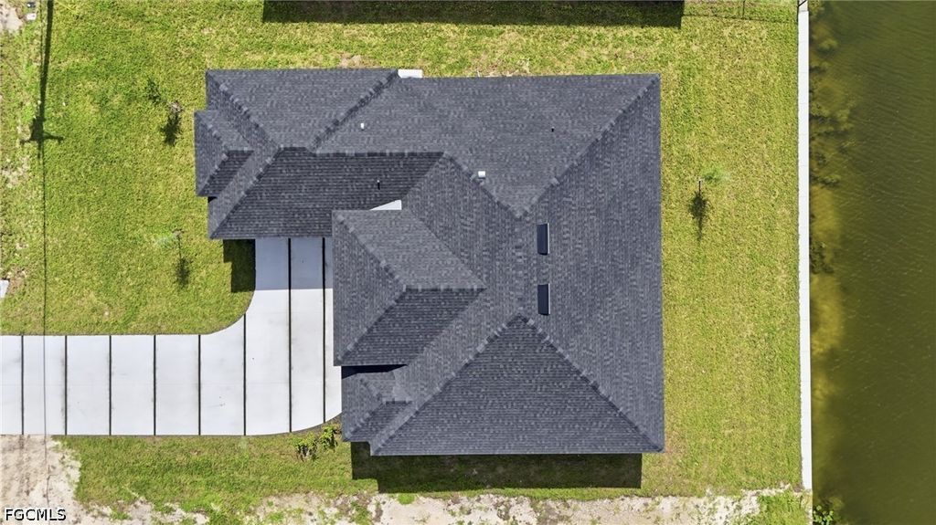 Image 42 of property listing at 343 NE 15th ST, Cape Coral, FL 33909
