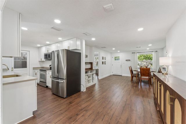 670 VINCENT DRIVE, Mount Dora, FL 32757