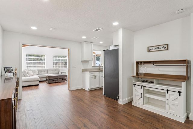 670 VINCENT DRIVE, Mount Dora, FL 32757