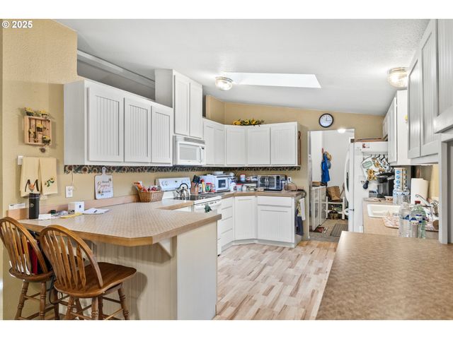 94572 ELDERBERRY Ln, Coquille, OR 97423