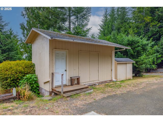 94572 ELDERBERRY Ln, Coquille, OR 97423