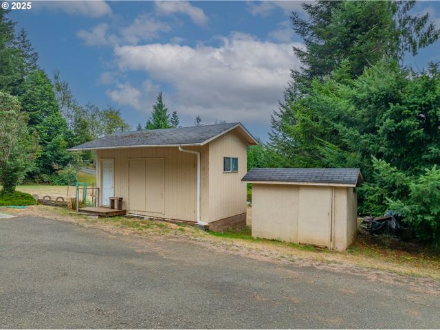 94572 ELDERBERRY Ln, Coquille, OR 97423