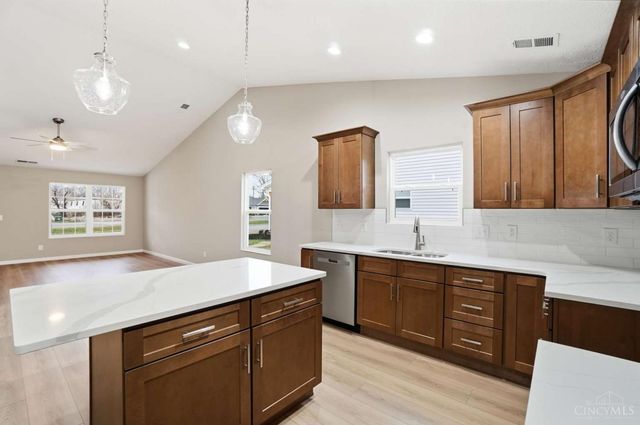 65 Timber Creek Drive, Carlisle, OH 45005