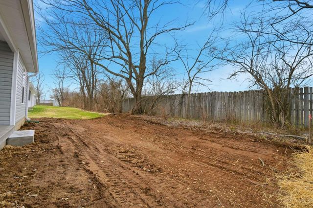 65 Timber Creek Drive, Carlisle, OH 45005