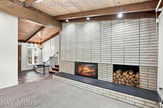 4966 Whispering Pine Lane, Bloomfield Hills, MI 48302