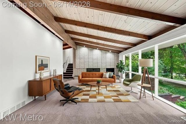 4966 Whispering Pine Lane, Bloomfield Hills, MI 48302