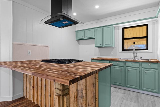 23611 Hwy 49, Jefferson, TX 75657