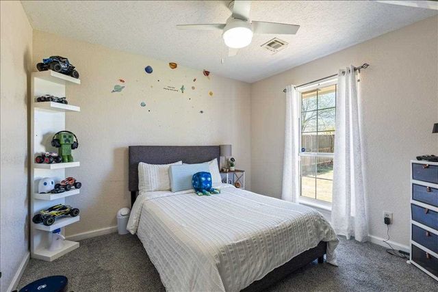 1423 SE Hillcrest Ave., Lawton, OK 73501