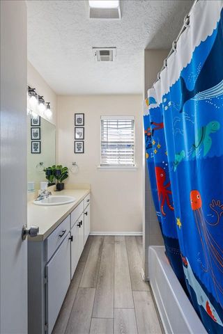 1423 SE Hillcrest Ave., Lawton, OK 73501