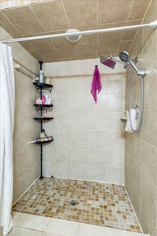 1423 SE Hillcrest Ave., Lawton, OK 73501