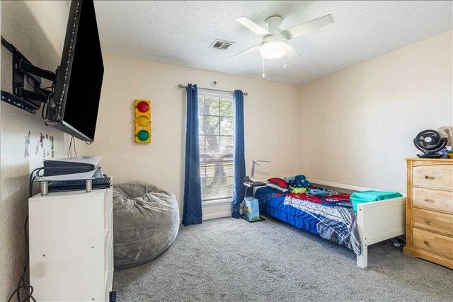 1423 SE Hillcrest Ave., Lawton, OK 73501