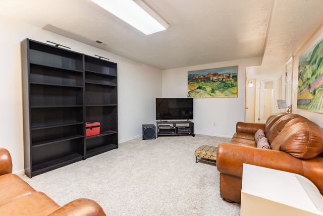 854 E POND VIEW WAY, Salt Lake City, UT 84106