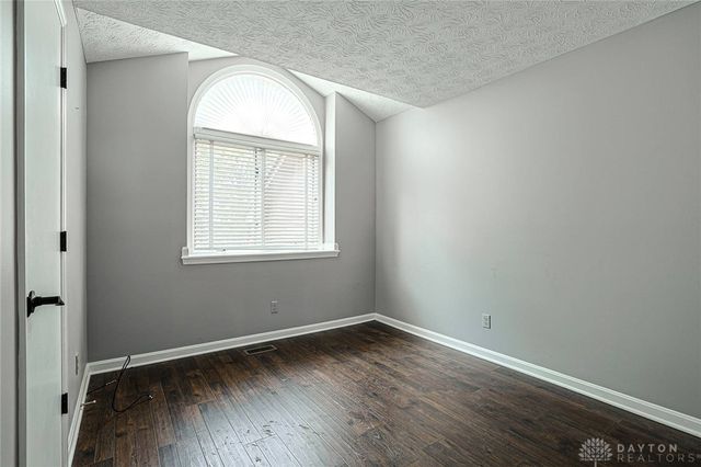 1047 Golfview Road 10, Middletown, OH 45042