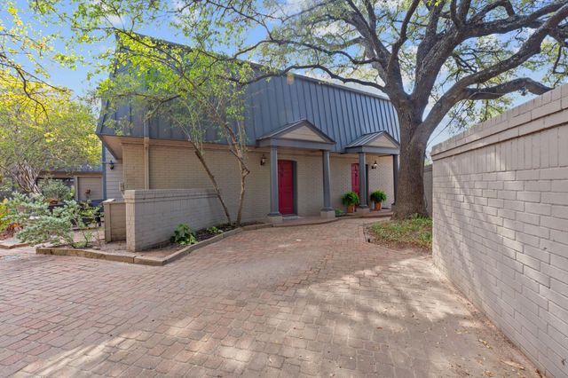 2500 Steck Ave 4, Austin, TX 78757