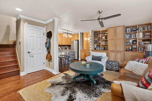2500 Steck Ave 4, Austin, TX 78757