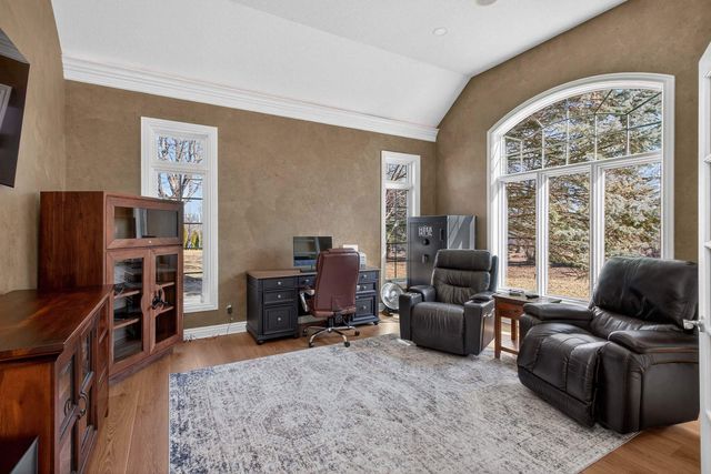 19159 248th Avenue, Bettendorf, IA 52722