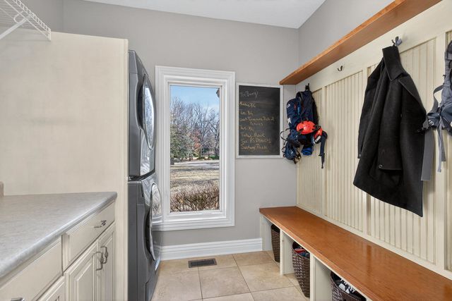 19159 248th Avenue, Bettendorf, IA 52722