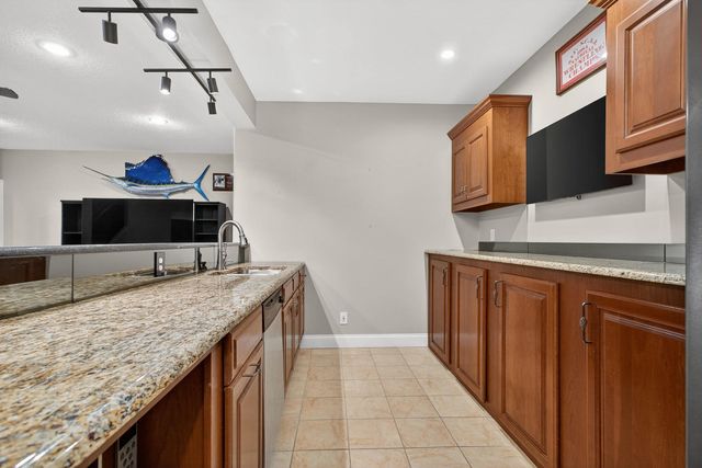 19159 248th Avenue, Bettendorf, IA 52722