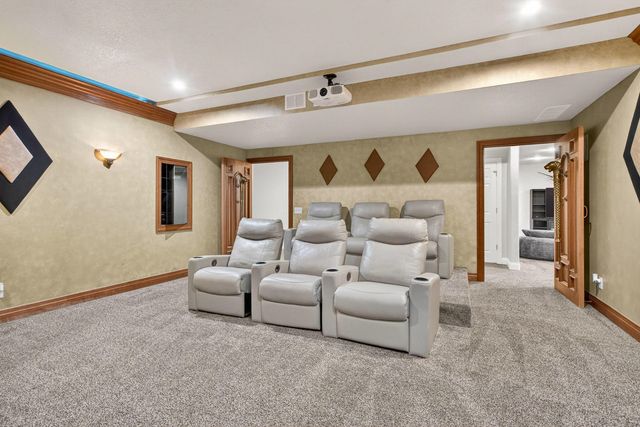 19159 248th Avenue, Bettendorf, IA 52722