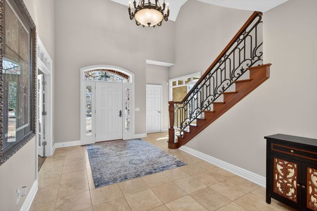 19159 248th Avenue, Bettendorf, IA 52722