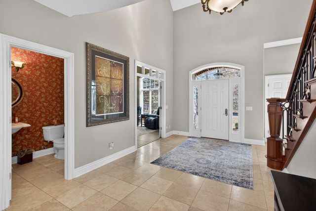 19159 248th Avenue, Bettendorf, IA 52722