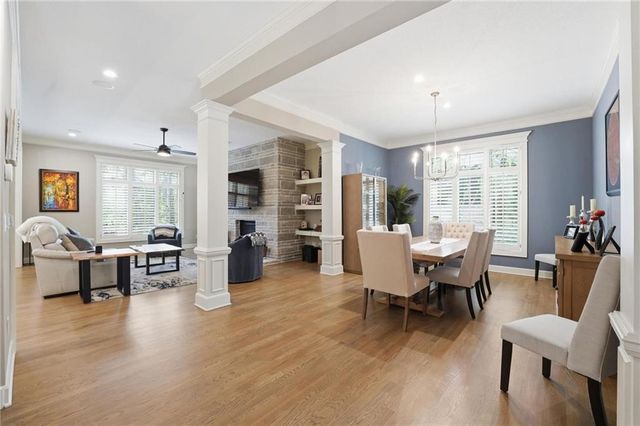 11357 Buena Vista Street, Leawood, KS 66211
