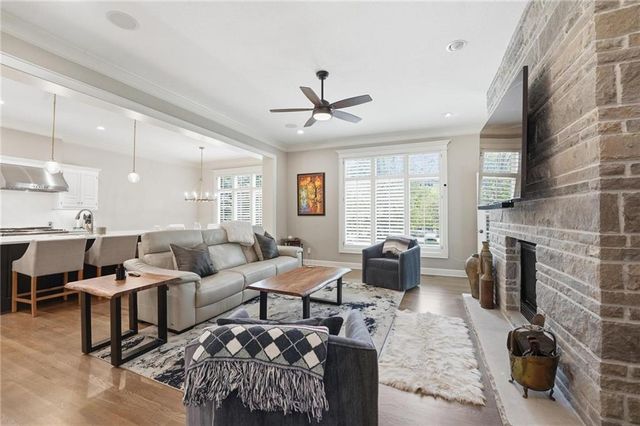 11357 Buena Vista Street, Leawood, KS 66211