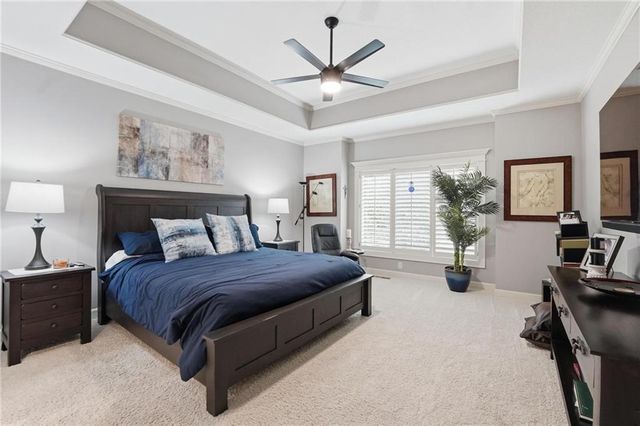 11357 Buena Vista Street, Leawood, KS 66211