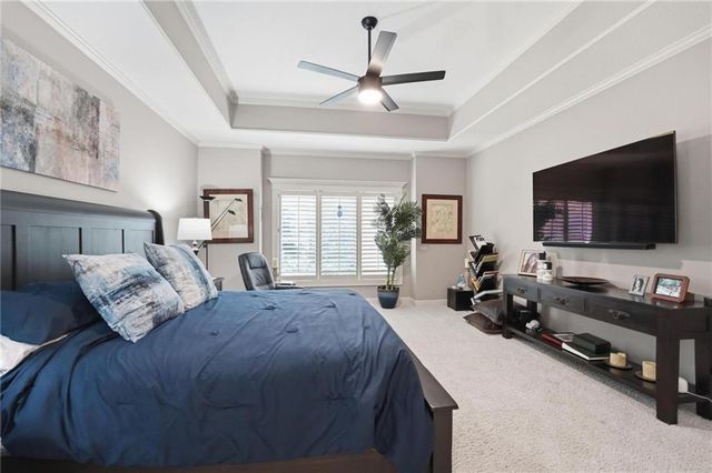 11357 Buena Vista Street, Leawood, KS 66211