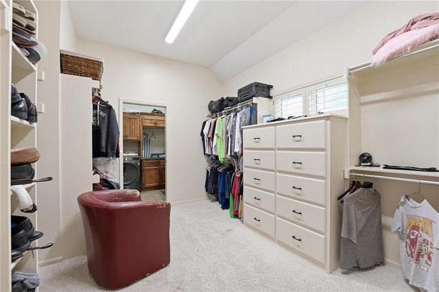 11357 Buena Vista Street, Leawood, KS 66211