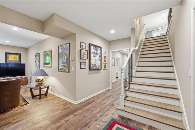 11357 Buena Vista Street, Leawood, KS 66211