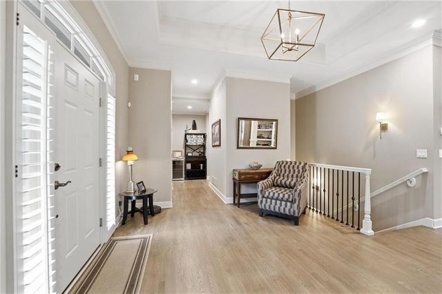 11357 Buena Vista Street, Leawood, KS 66211