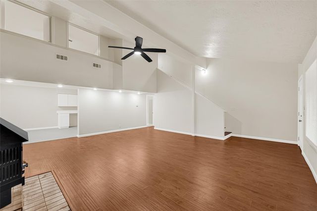 3302 Prairie Drive, Dickinson, TX 77539
