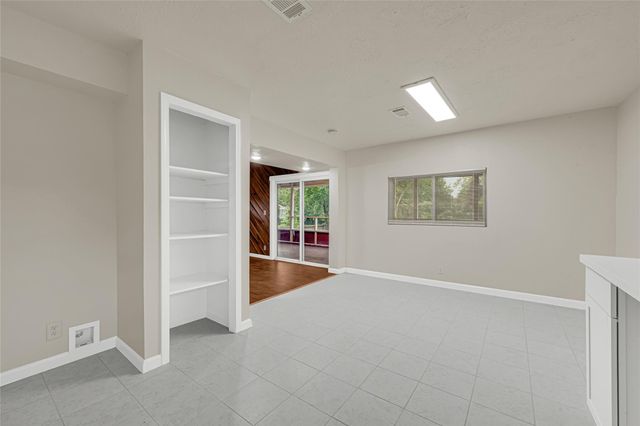 3302 Prairie Drive, Dickinson, TX 77539