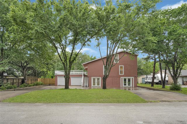 3302 Prairie Drive, Dickinson, TX 77539