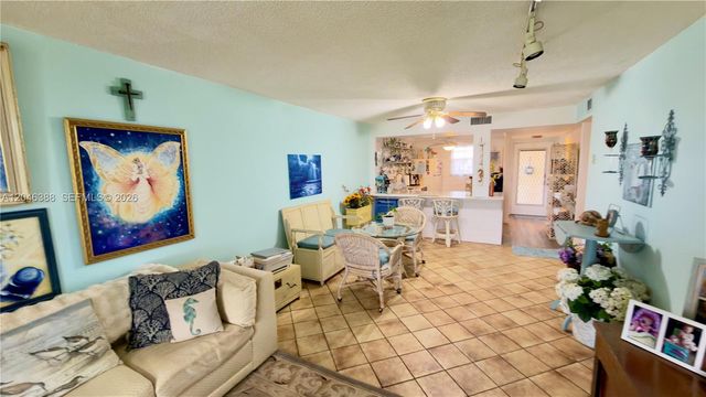 3241 Holiday Springs Blvd 108, Margate, FL 33063