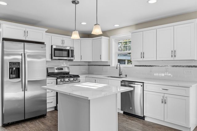 1001 Bay Street, Fall River, MA 02724