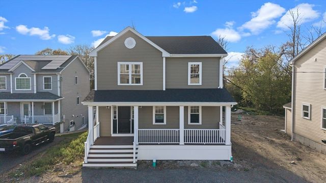 1001 Bay Street, Fall River, MA 02724