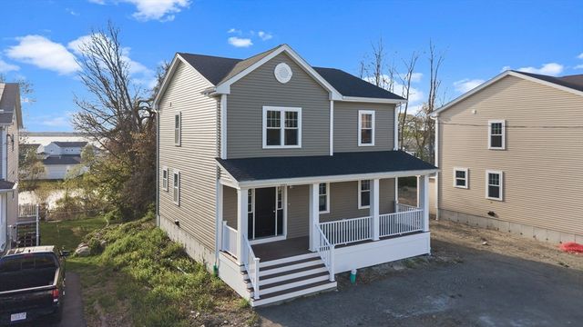 1001 Bay Street, Fall River, MA 02724