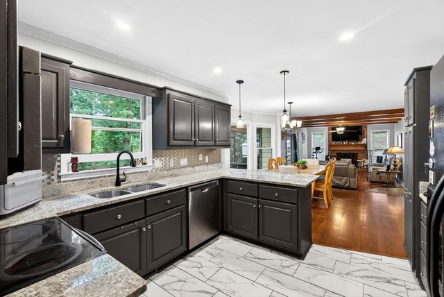 307 Thornhill Drive, Spartanburg, SC 29301