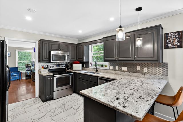 307 Thornhill Drive, Spartanburg, SC 29301