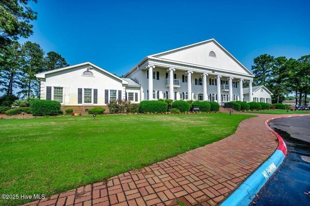 8761 Nashville Drive NW, Calabash, NC 28467