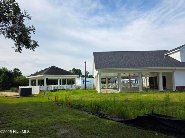 8761 Nashville Drive NW, Calabash, NC 28467