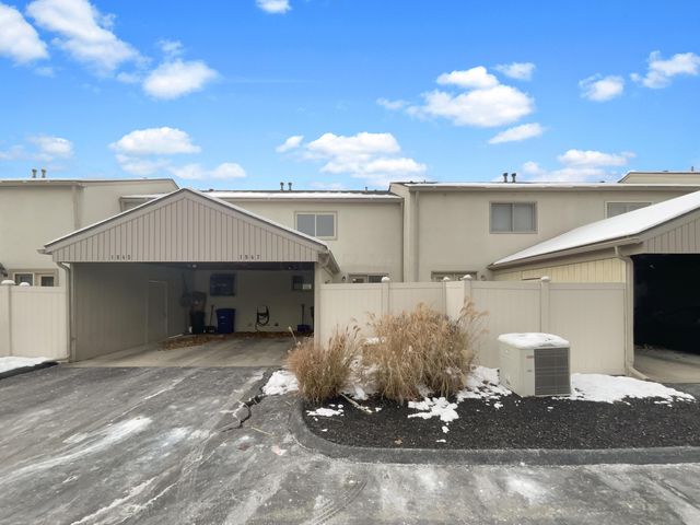 1947 Rockdale Drive, 33, Columbus, OH 43229