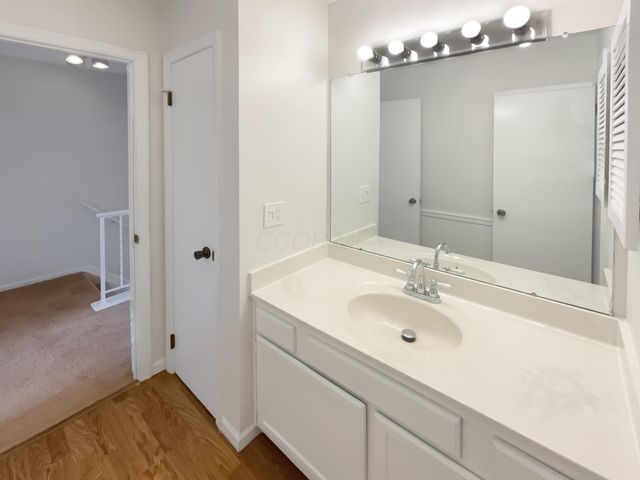 1947 Rockdale Drive, 33, Columbus, OH 43229