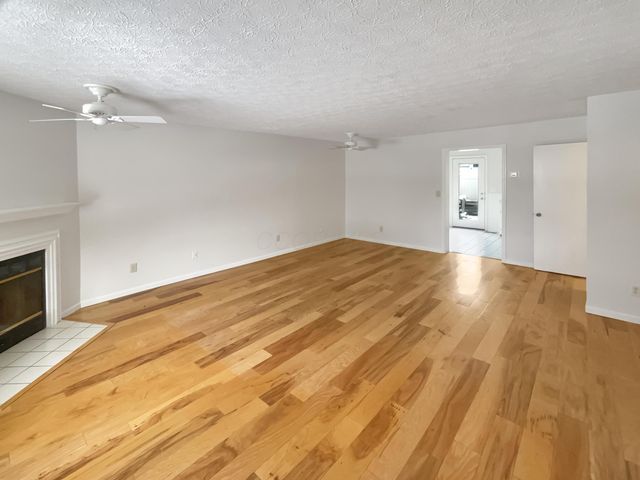 1947 Rockdale Drive, 33, Columbus, OH 43229