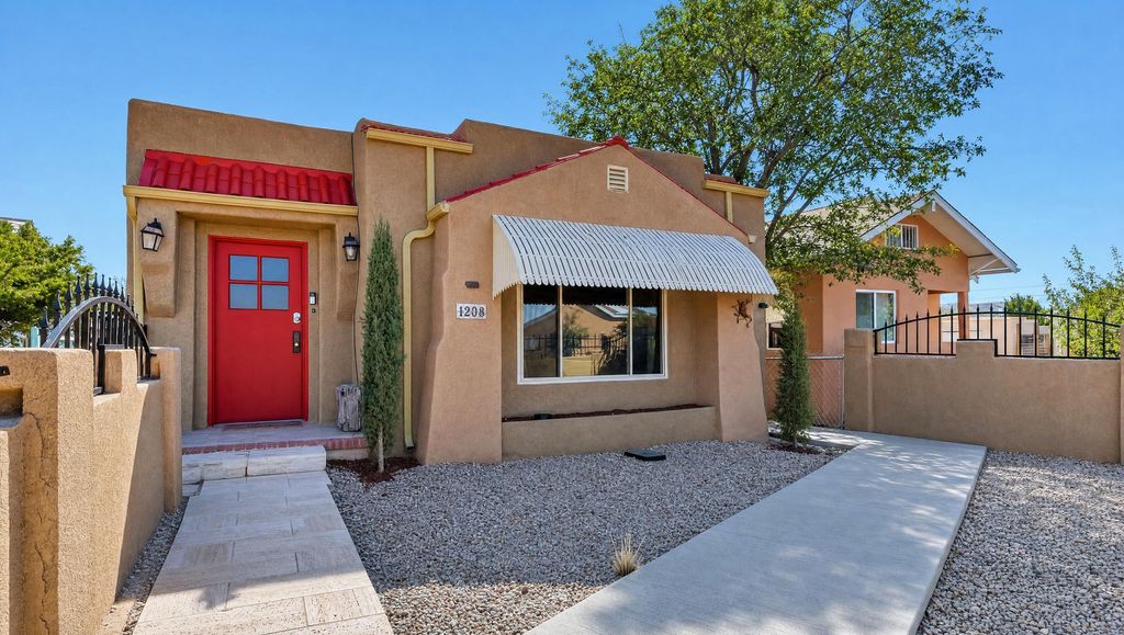 1208 12th Street NW, Albuquerque, NM 87104