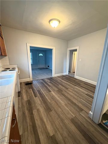 776 Larzelere Avenue, Zanesville, OH 43701